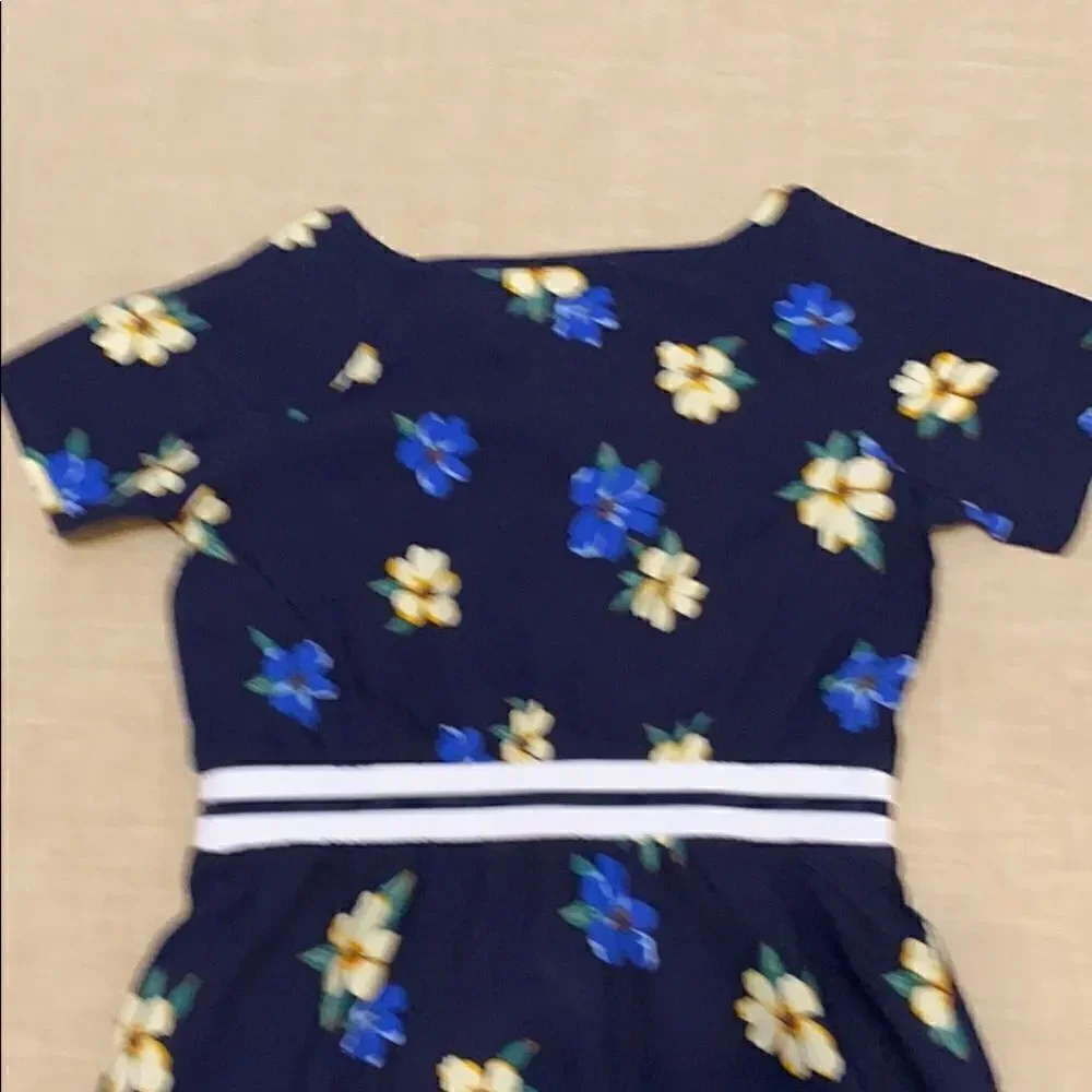 NWT New OLD NAVY Navy Blue Floral Summer Dress Fit & Flare S (6-7)